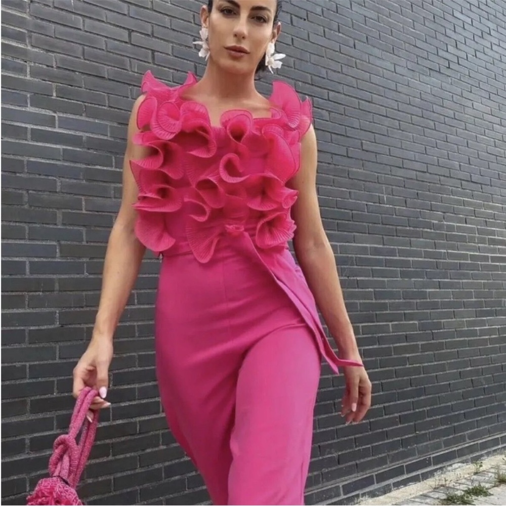 NWT! ZARA WIDE-LEG JUMPSUIT WITH RUFFLES in FUCHSIA - Size L - Picture 3 of 8